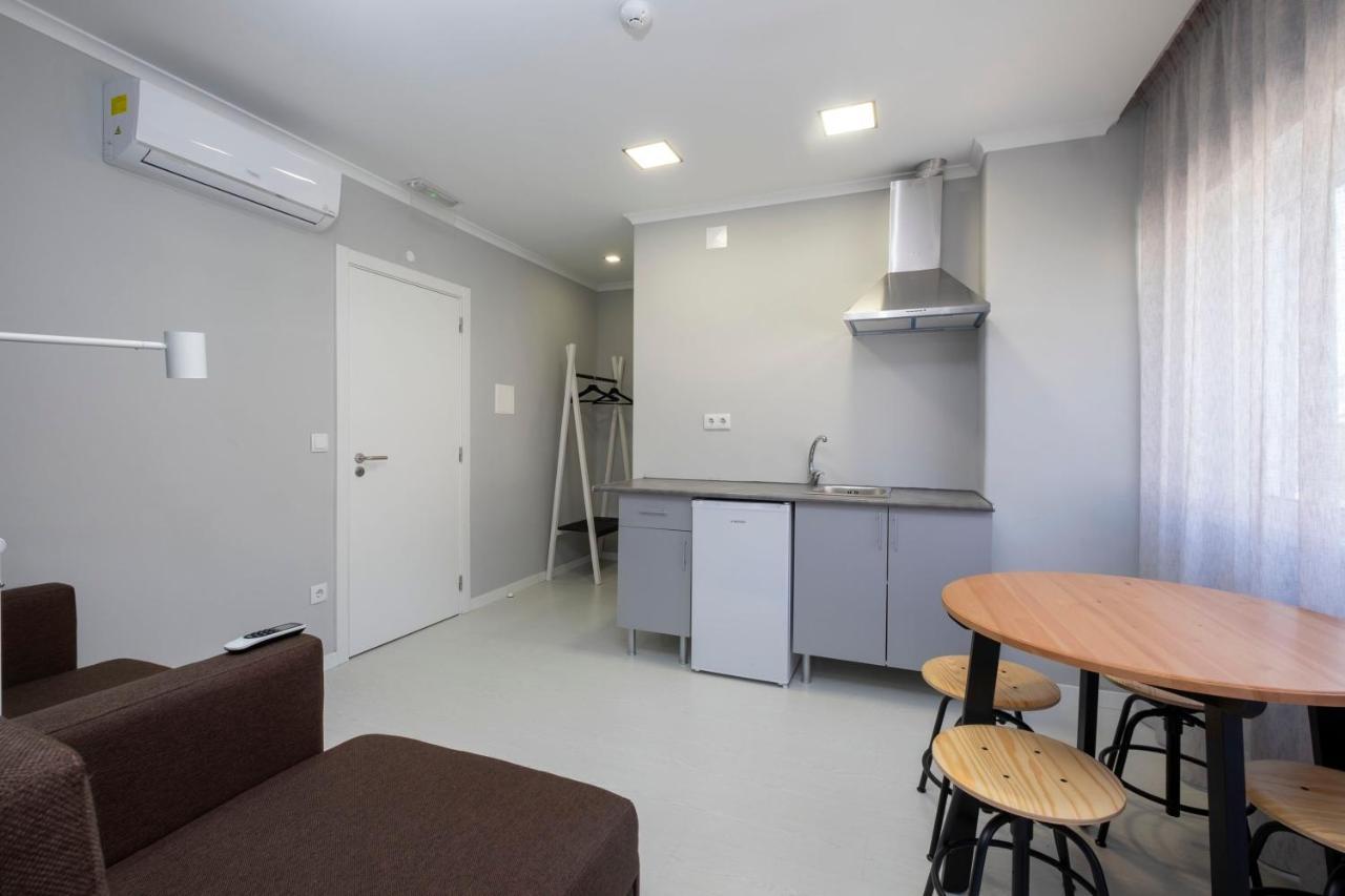 קוימברה Bus Station Suites & Studios מראה חיצוני תמונה